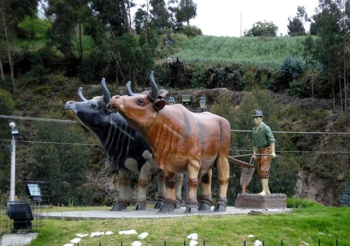 job image estatua monumento al arador tungurahua ecuador.